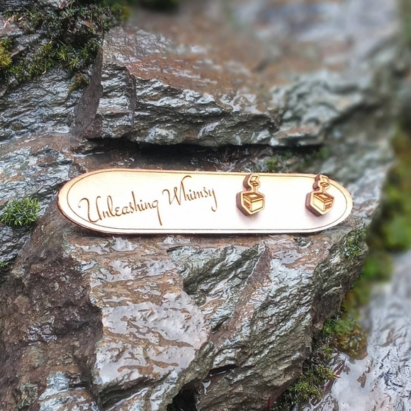 Wooden Projector Earrings ~ Old School Earrings - Picture 3 of 3